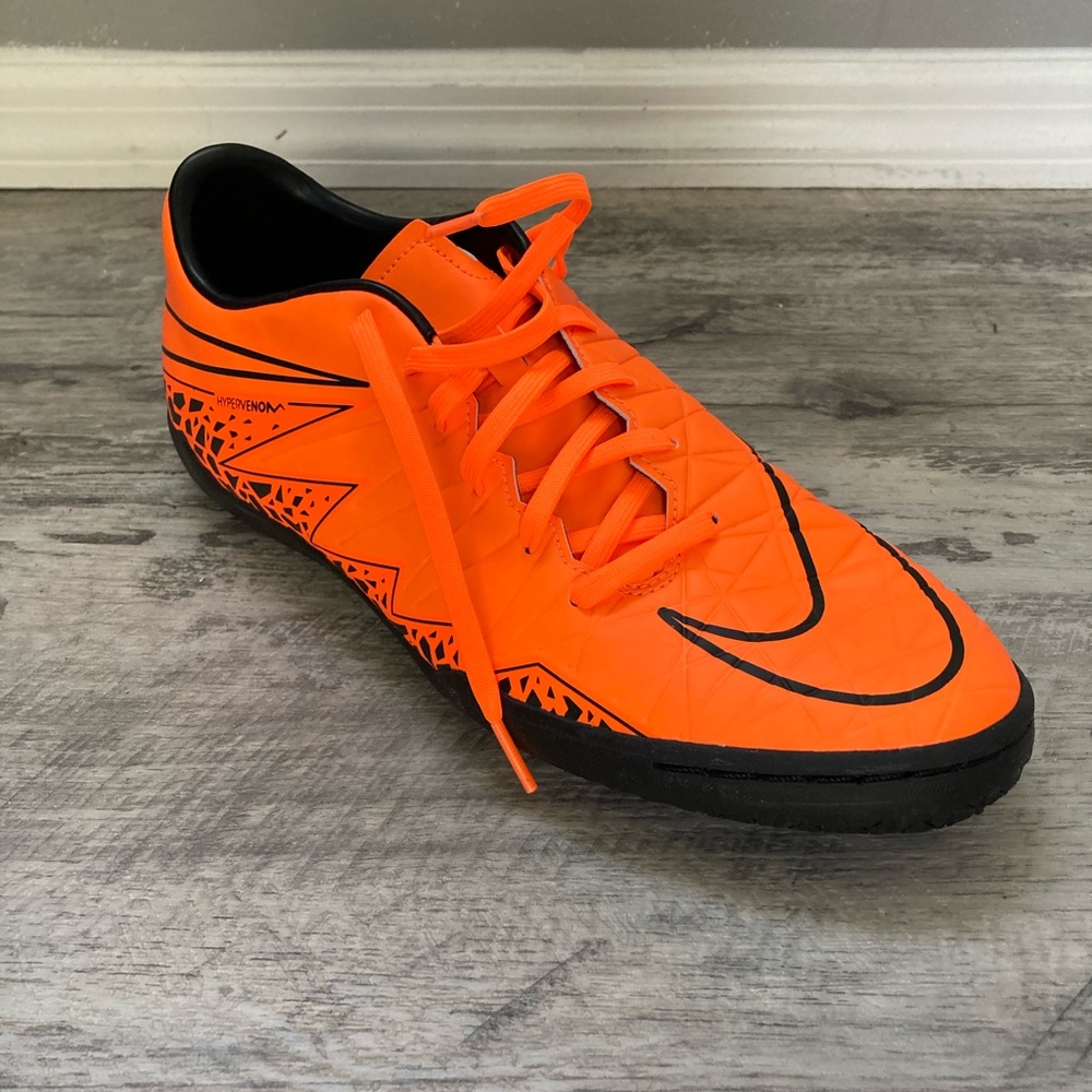 Nike Hypervenom Phelon II IC - Men’s 9 New!!
